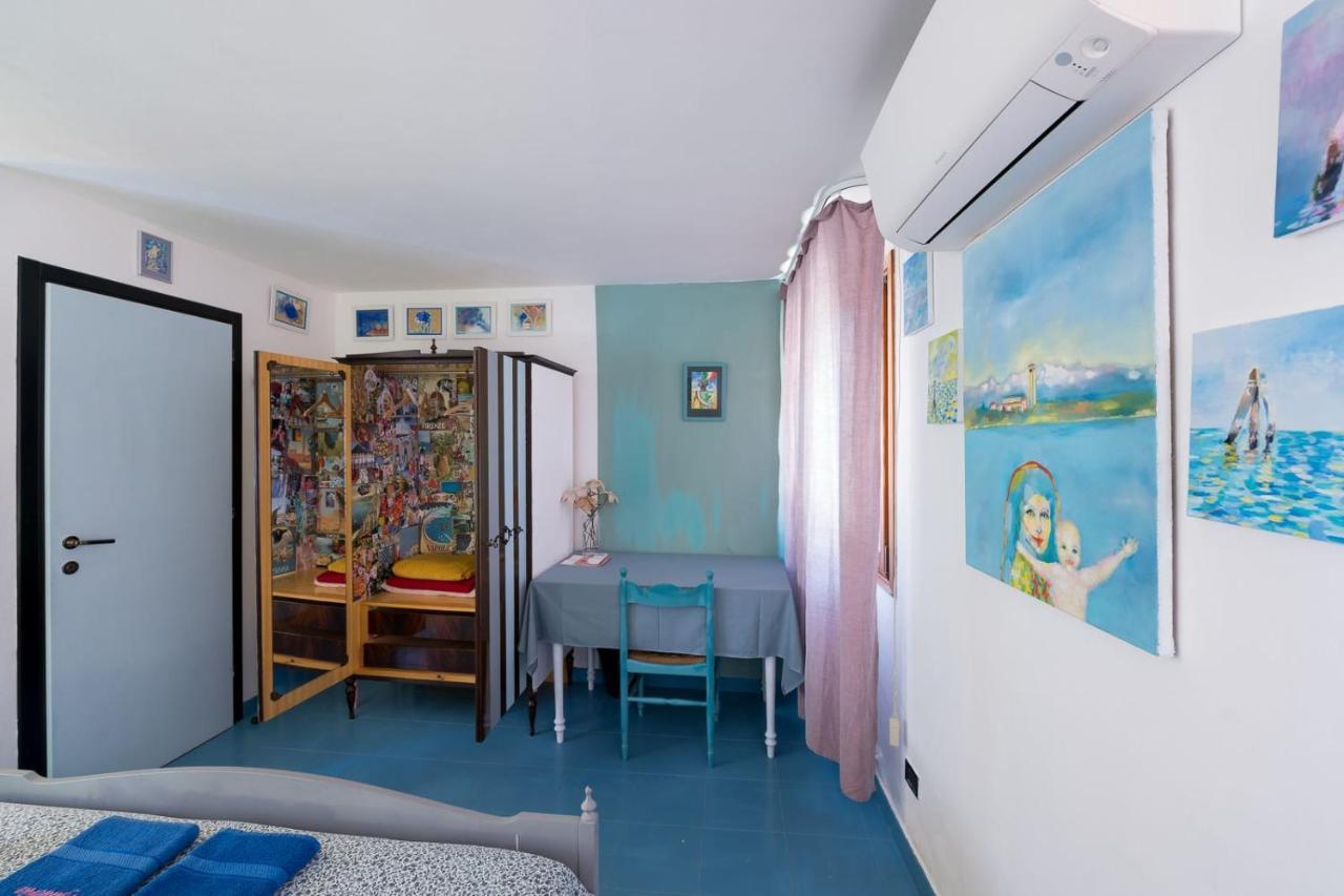 Night Galleria Holiday Home - Bed & Art In Burano - The Pink House ภายนอก รูปภาพ